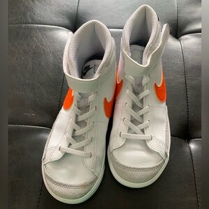 Nike White and Orange Kids Blazer ‘77 High Top Sneaker (Little Kid)